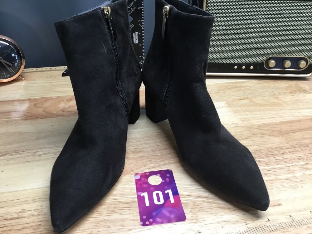 L'agence Ankle Women's 8.5 Black Suede Pull On Side Zip Block Almond Toe Boots